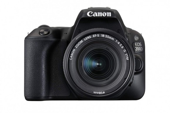 Фотоаппарат Canon EOS 200D Kit EF-S 18-55mm f/3.5-5.6 IS STM, черный